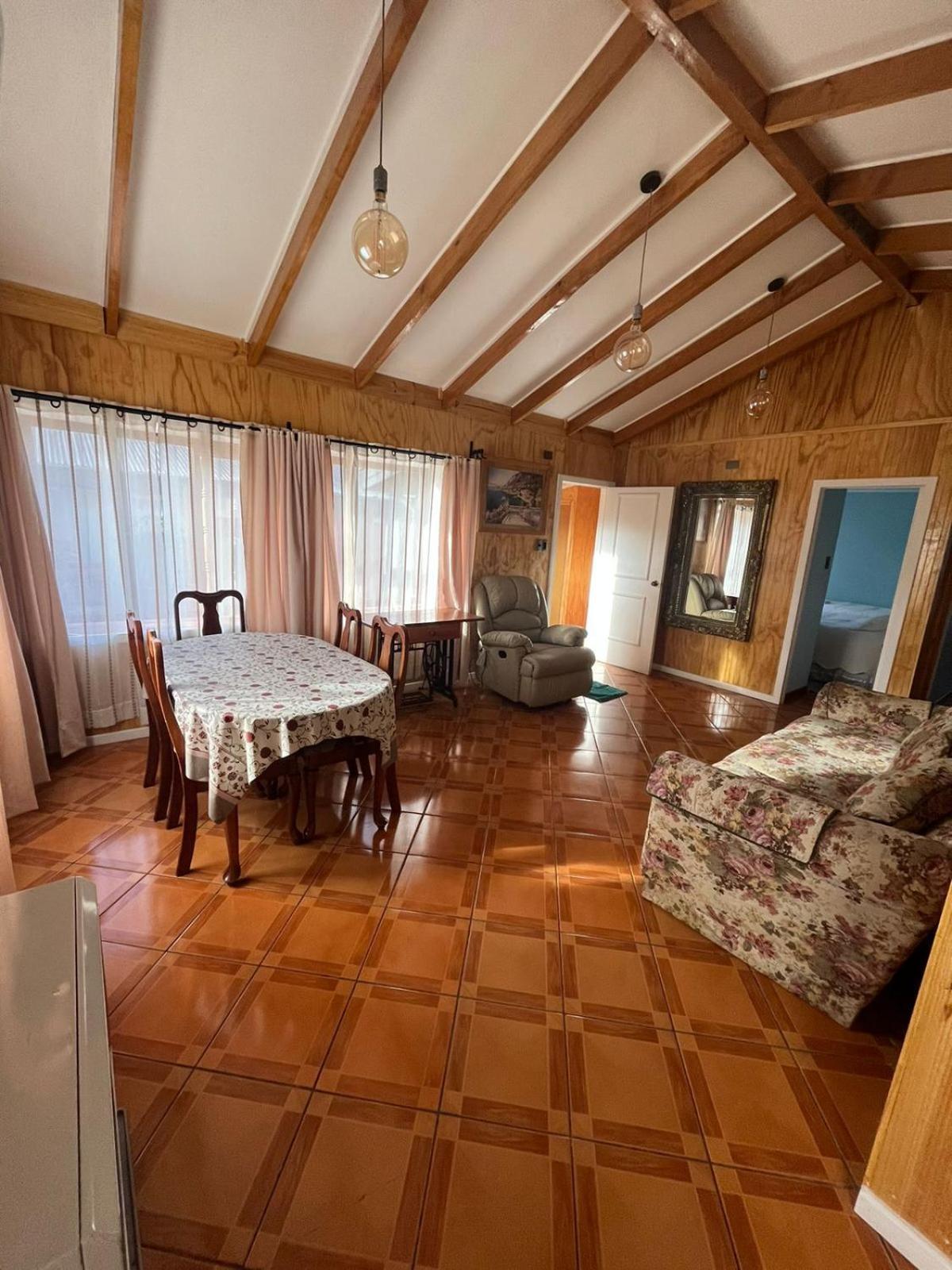 Cabanas Espanol Coyhaique Bagian luar foto
