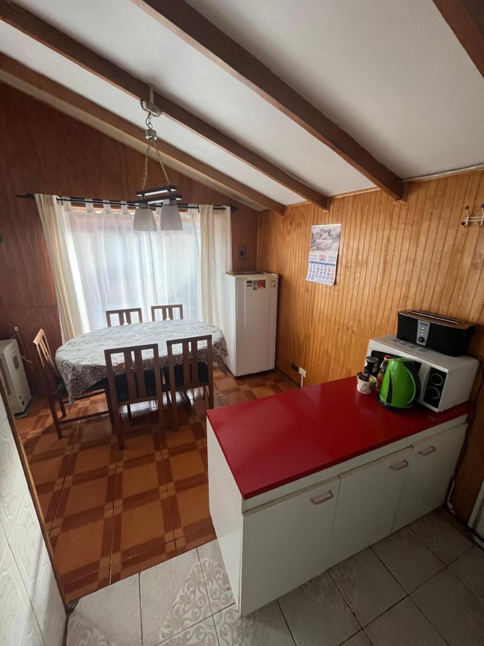 Cabanas Espanol Coyhaique Bagian luar foto