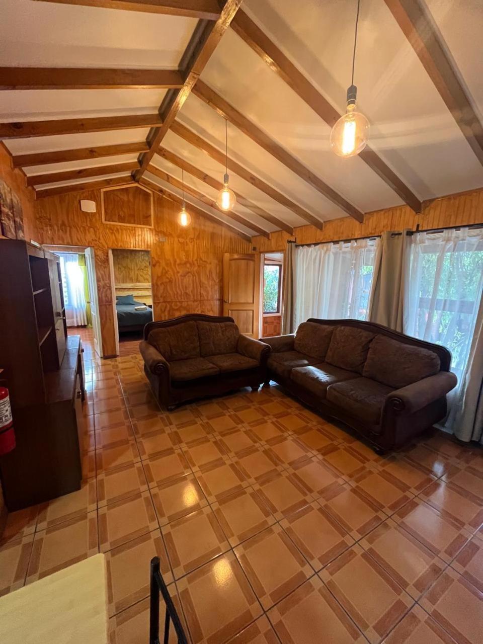 Cabanas Espanol Coyhaique Bagian luar foto